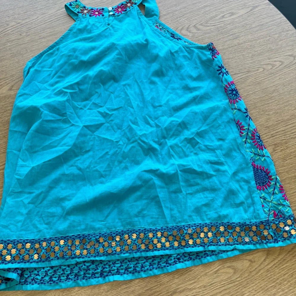 Turquoise Sleeveless Top - Picture 2 of 6